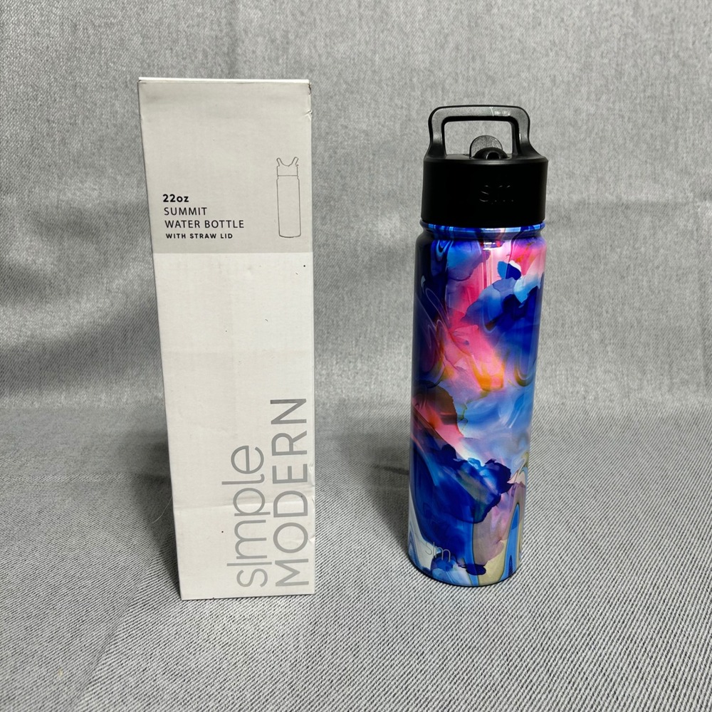 Simple Modern Summit Water Bottle 22oz Blue Pink Dreamscape Insulated Straw Lid